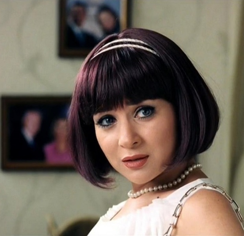 صورة مي عز الدين: العائلة كبرت.. فماذا قصدت؟